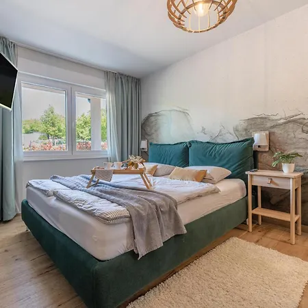 بيت للعطل 3 Bedroom Lovely In